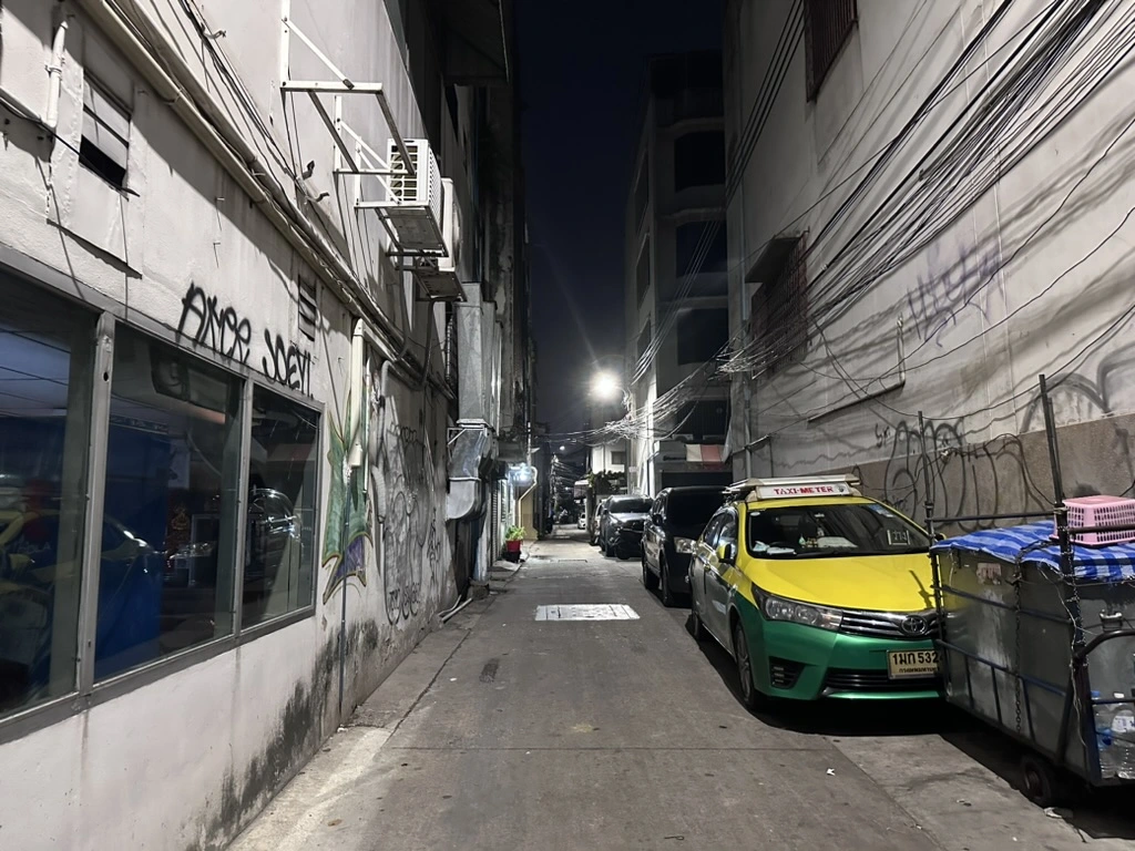 E0AC51A5-3488-49BE-9DED-6559A0B01E60_1_105_c.webp