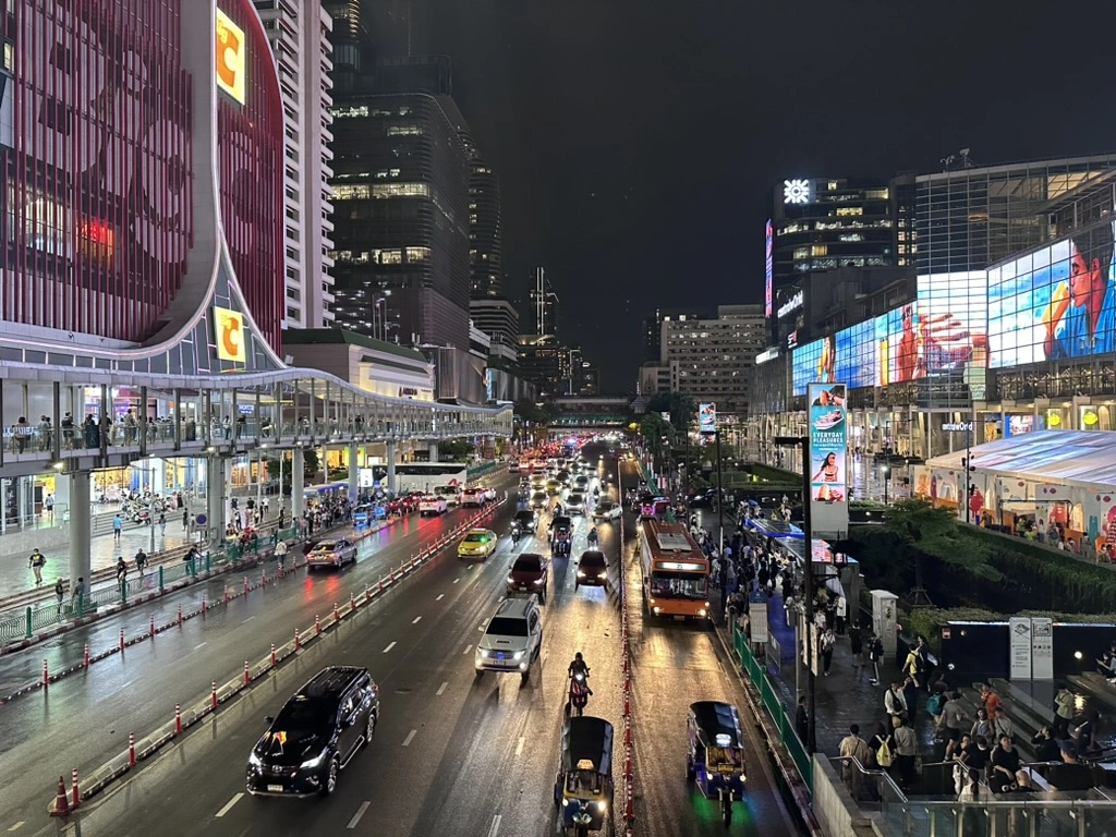 B1F0BB1E-481C-40F1-A7CC-7149BB8A8DB5_1_105_c.webp